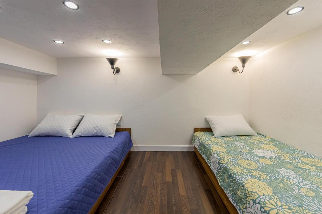 Kyiv Saksahanskoho Apart Hotel Zewnętrze zdjęcie