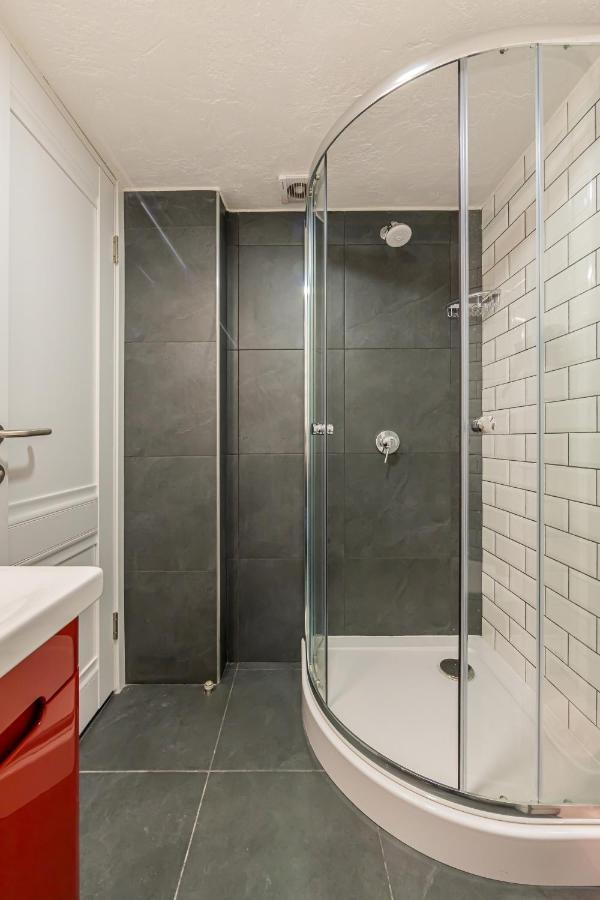 Kyiv Saksahanskoho Apart Hotel Zewnętrze zdjęcie